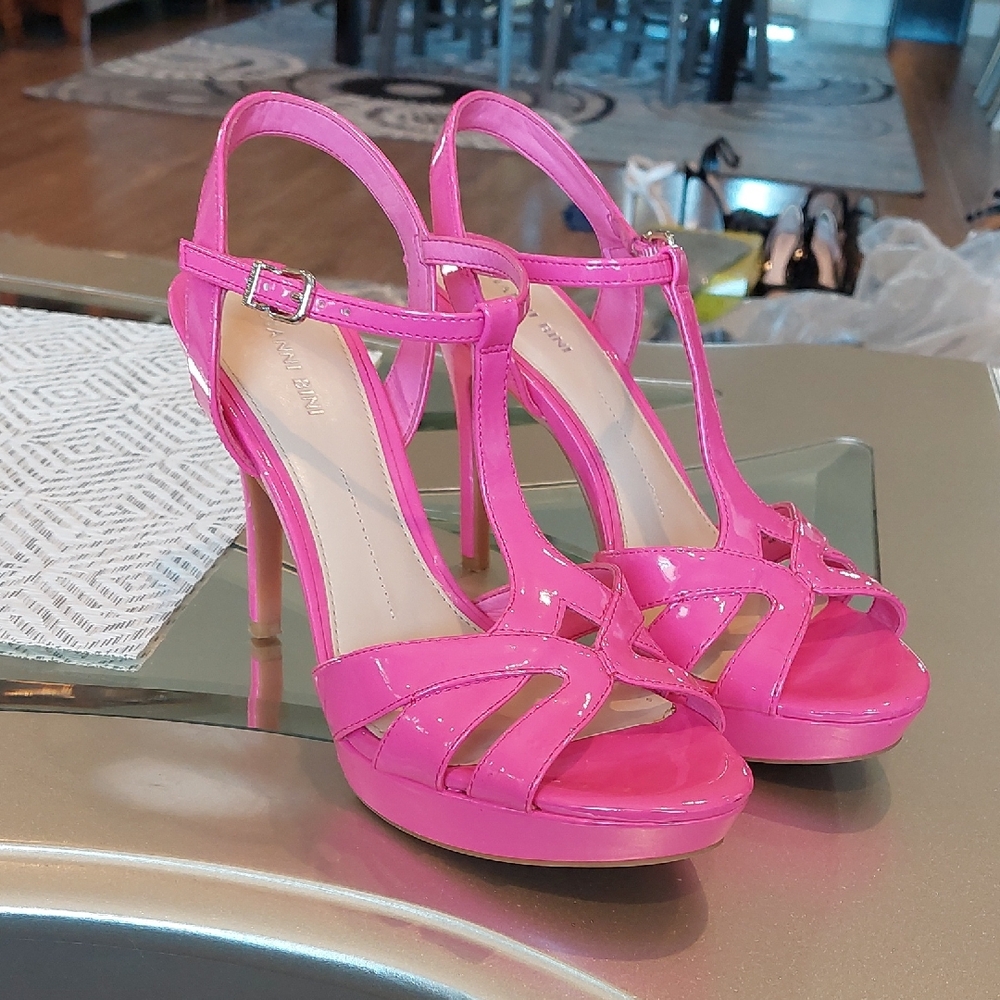 Gianni Bini Hot Pink Patent T-Strap High Heel Sandals